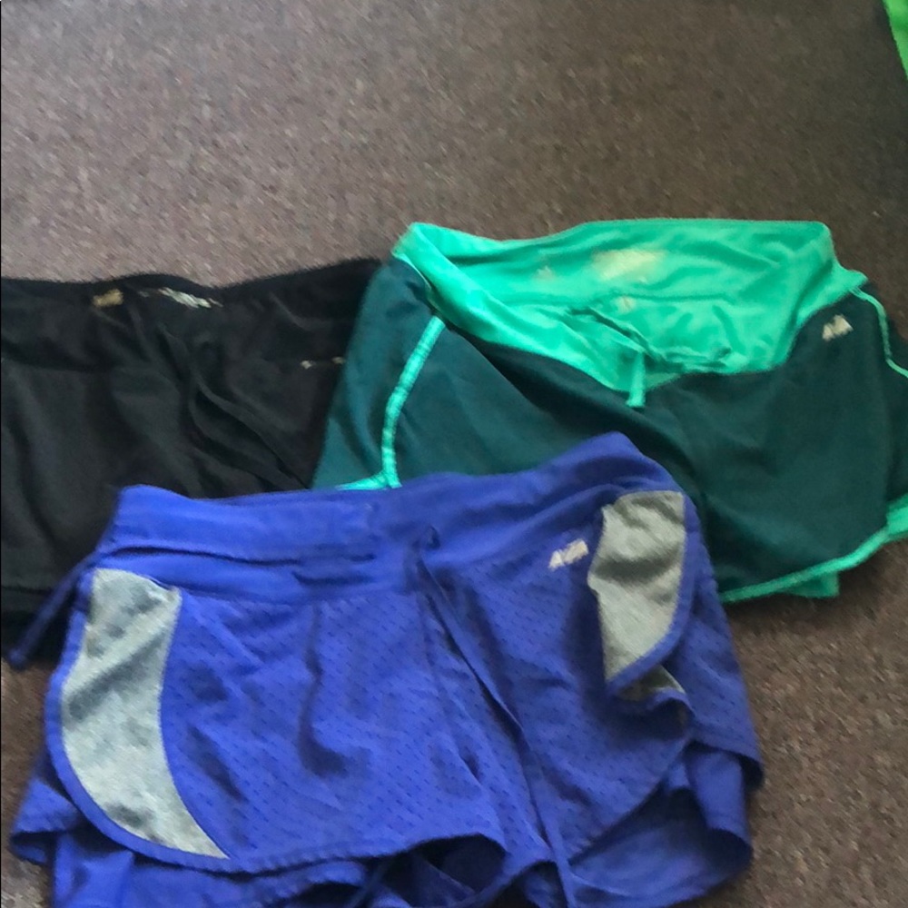 3 pairs of athletic shorts - Picture 2 of 8